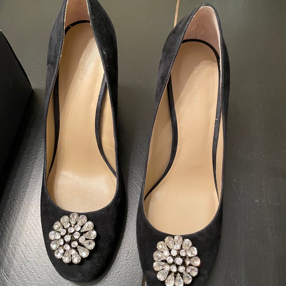 Ann Taylor Black Suede Block Heel with Crystal Detail - Size 9 - Picture 3 of 11